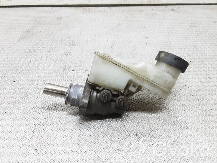 Toyota Echo Master brake cylinder 