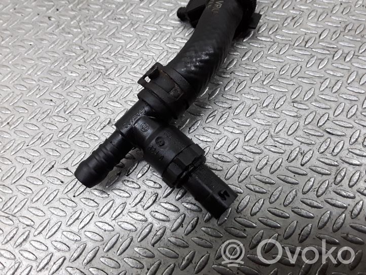 Skoda Octavia Mk2 (1Z) Sensore temperatura del carburante 03L919824D