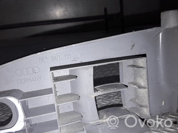 Audi A4 S4 B6 8E 8H Rivestimento della maniglia interna per portiera anteriore 8E1867171