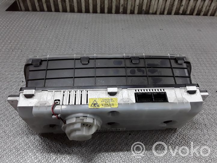 Land Rover Discovery Tachimetro (quadro strumenti) LR0014002