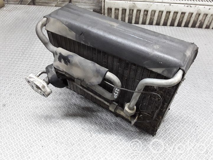 Land Rover Discovery Radiatore di raffreddamento A/C (condensatore) 