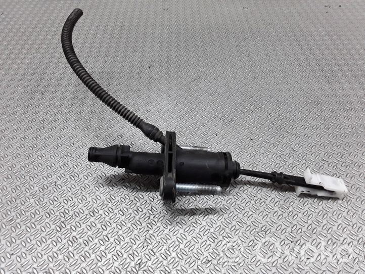 Opel Astra J Clutch master cylinder 