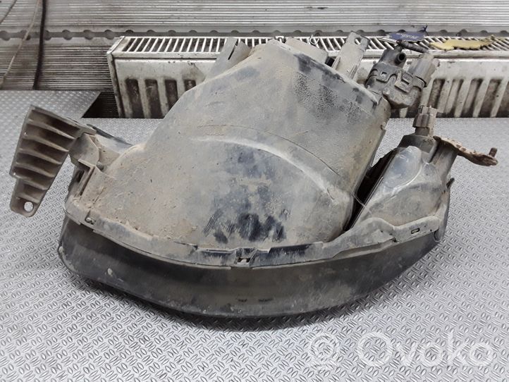 Mitsubishi L200 Headlight/headlamp MN146196