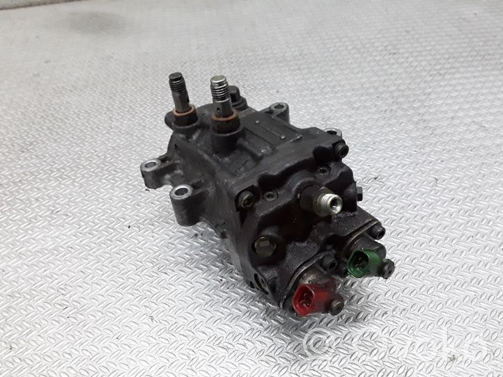 Saab 9-5 Polttoaineen ruiskutuksen suurpainepumppu 09730000234