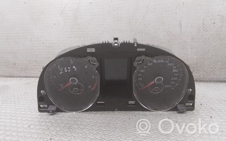 Volkswagen PASSAT B7 Compteur de vitesse tableau de bord 3AA920870D