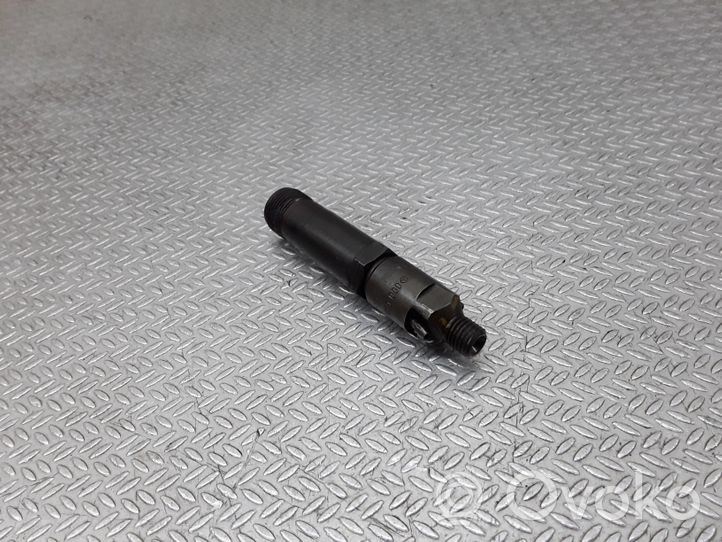 Mercedes-Benz C W202 Injecteur de carburant 0000101051