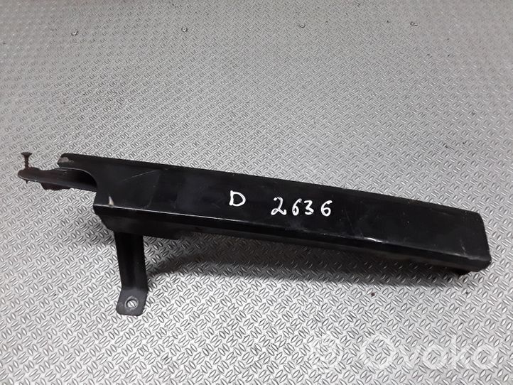 Opel Monterey Rivestimento sotto il faro/fanale 