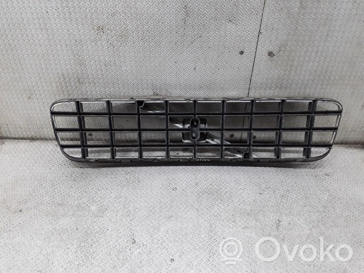 Volvo XC90 Atrapa chłodnicy / Grill 8620641