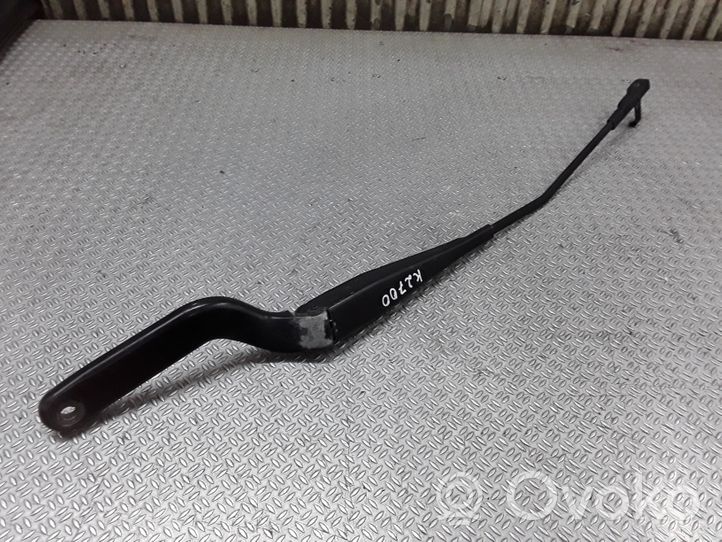 Ford C-MAX I Front wiper blade arm 3M5117526AC