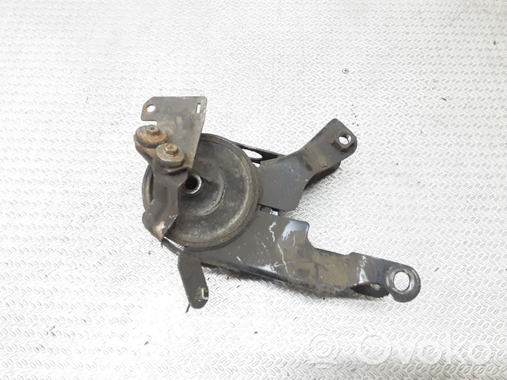 Nissan Murano Z50 Supporto di montaggio del motore 113218J100