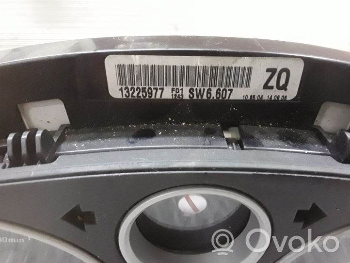 Opel Astra H Tachimetro (quadro strumenti) 13225977