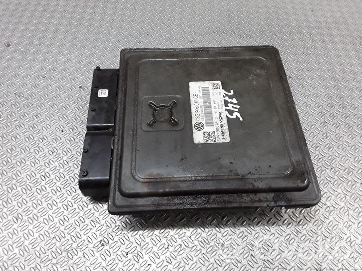 Volkswagen PASSAT B6 Sterownik / Moduł ECU 03G906018CE