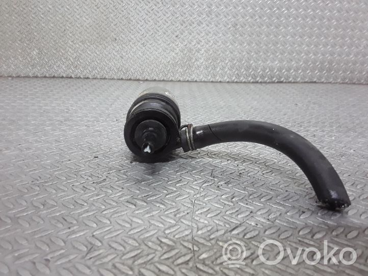 Mercedes-Benz E W210 Pompe de lave-glace de pare-brise 