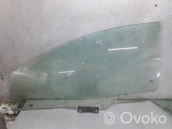 Volkswagen Fox Front door window/glass (coupe) 