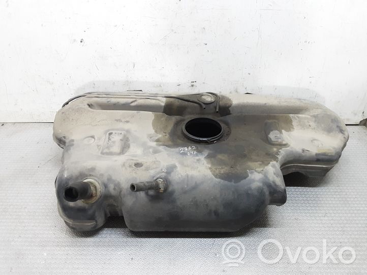 Toyota Corolla E120 E130 Réservoir de carburant 7711102080