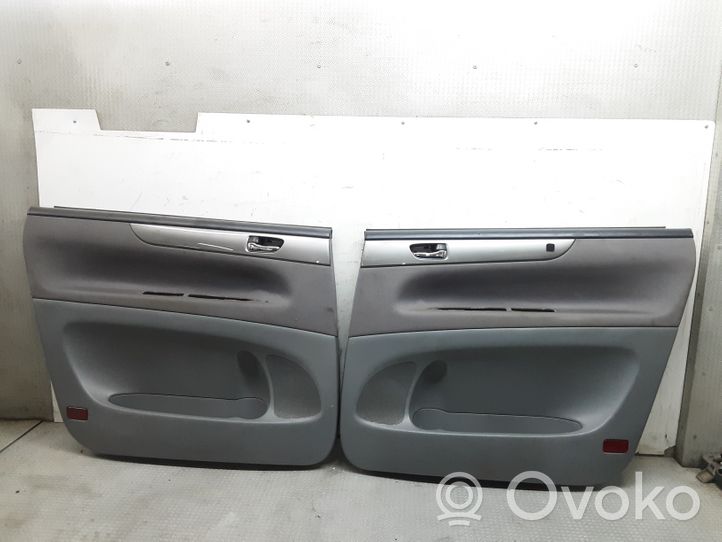 Toyota Avensis Verso Kit intérieur 