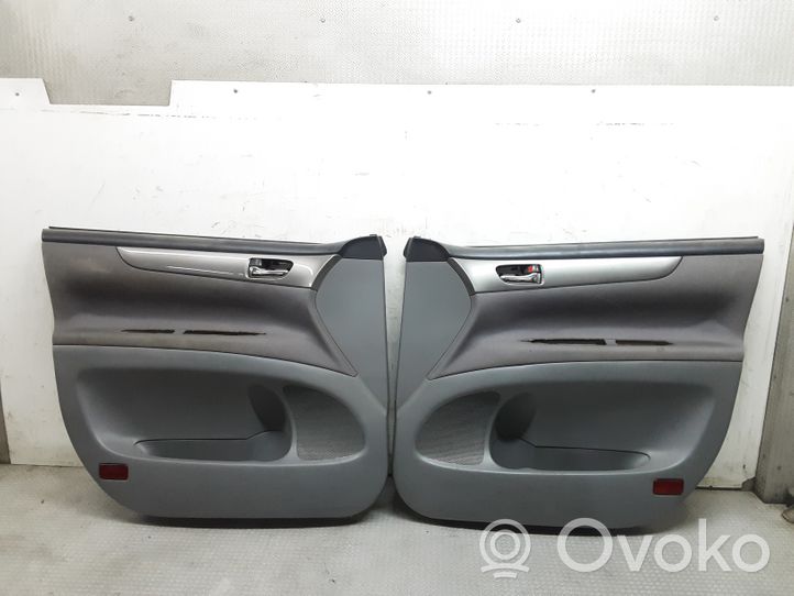 Toyota Avensis Verso Set interni 