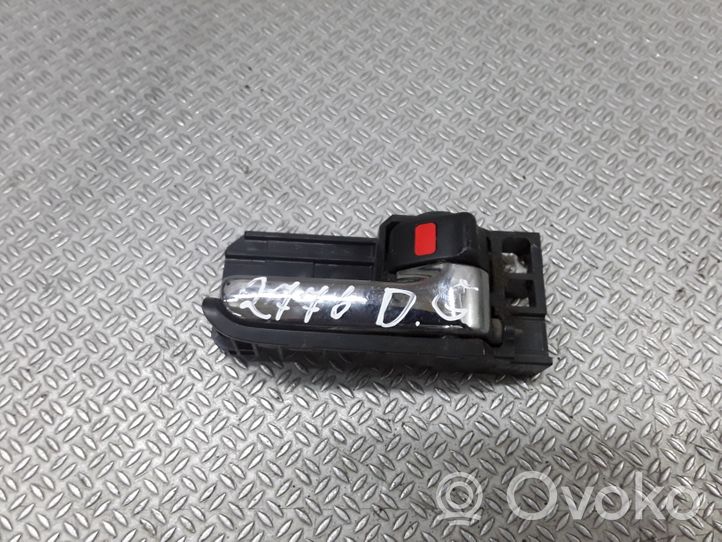 Toyota Corolla Verso E121 Galinė atidarymo rankenėlė vidinė 