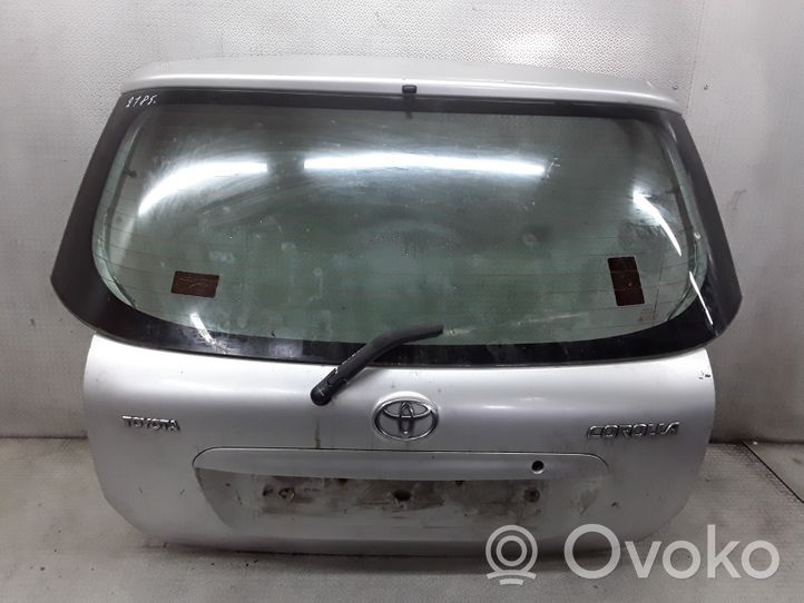 Toyota Corolla E120 E130 Takaluukun/tavaratilan kansi 