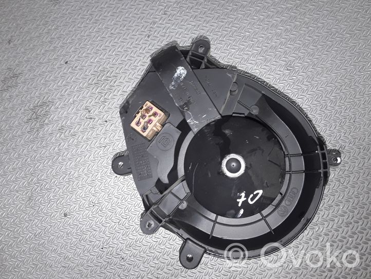 Volkswagen PASSAT B5.5 Ventola riscaldamento/ventilatore abitacolo 74022123