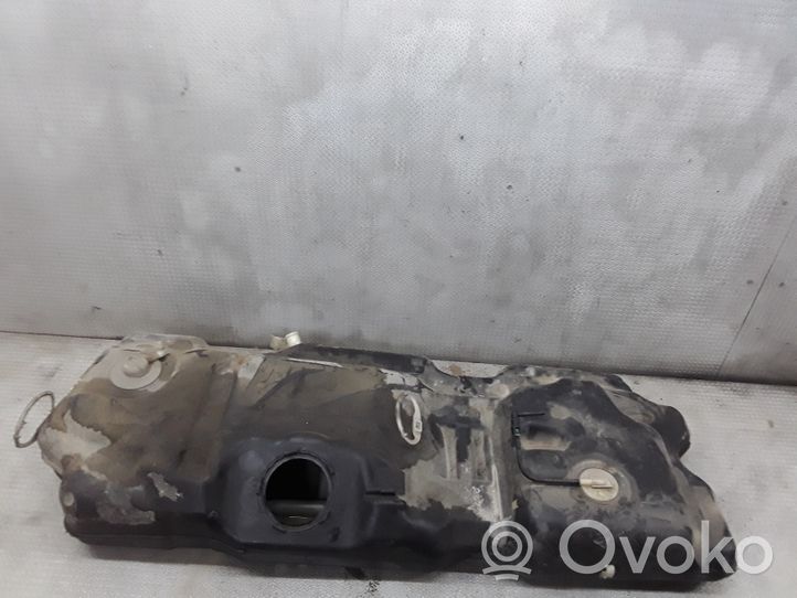 Chrysler Voyager Réservoir de carburant 04809724