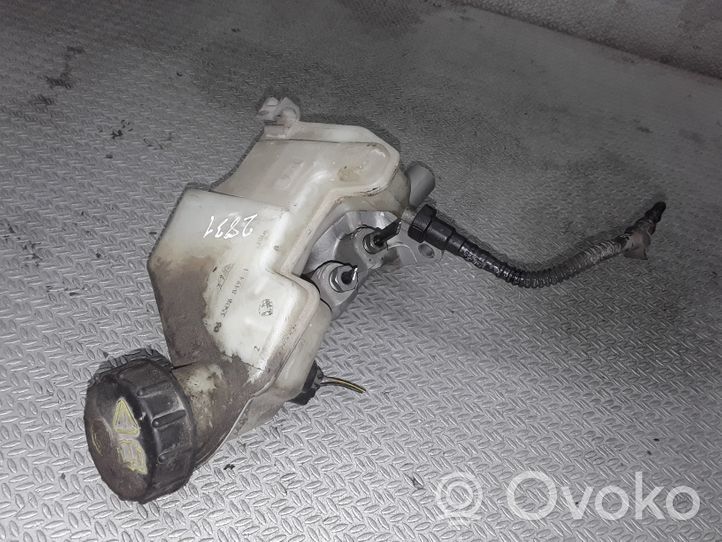 Ford Fiesta Główny cylinder hamulca 03350884941