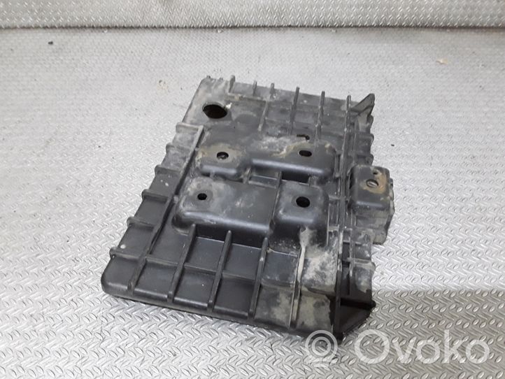 Hyundai Grandeur Battery tray 