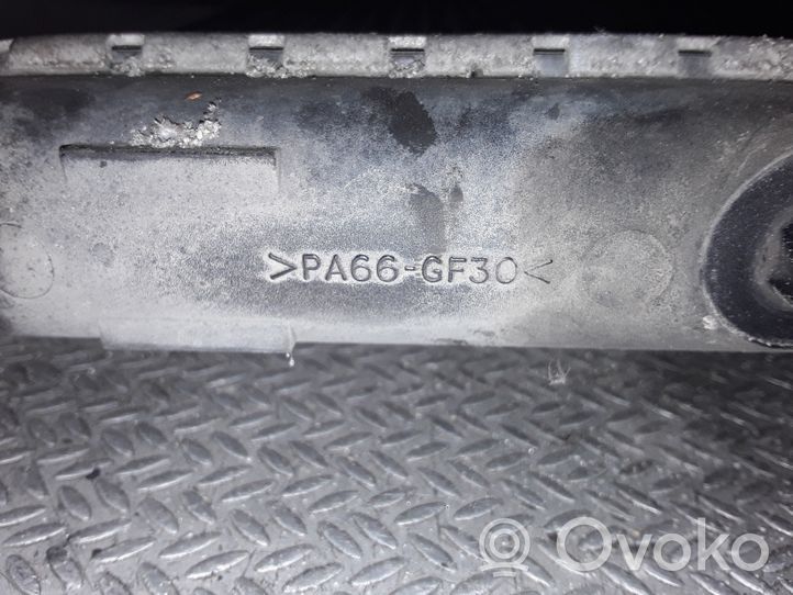 Peugeot 407 Radiateur de refroidissement PA66CF30