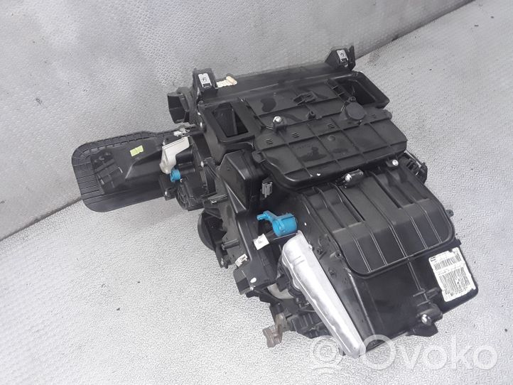 Nissan Micra Scatola climatizzatore riscaldamento abitacolo assemblata K122212865