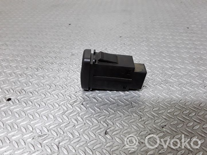 Mazda Demio Bouton de dégivrage pare-brise 