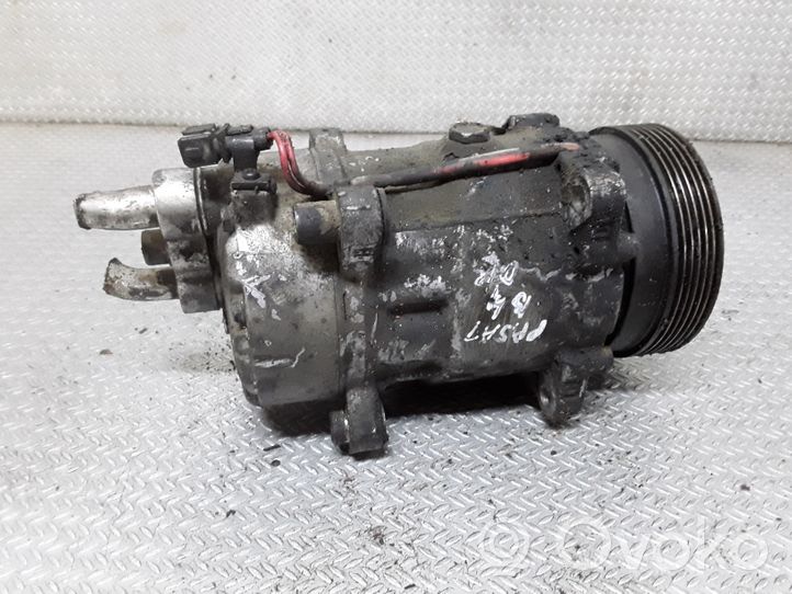 Volkswagen PASSAT B4 Compressore aria condizionata (A/C) (pompa) 1H0820803D