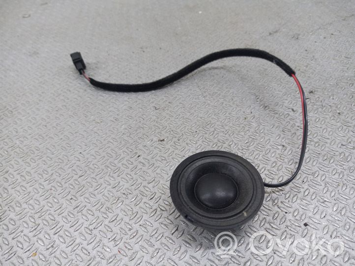 Volkswagen Touareg I High frequency speaker in the rear doors 7L6035415A