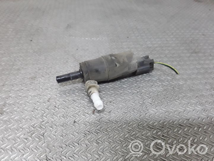 Ford Mondeo Mk III Headlight washer pump 