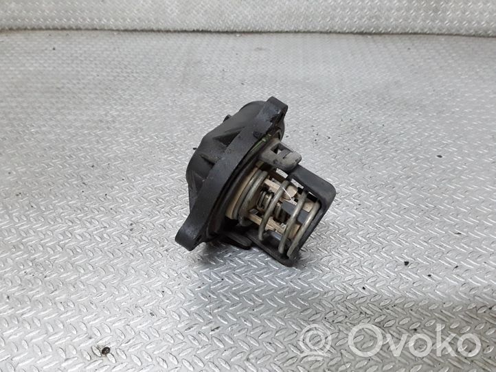 Volkswagen Touareg I Boîtier de thermostat / thermostat 059121111F