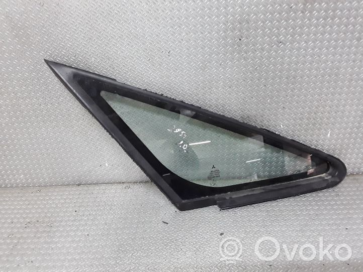 Mitsubishi Colt Front triangle window/glass 