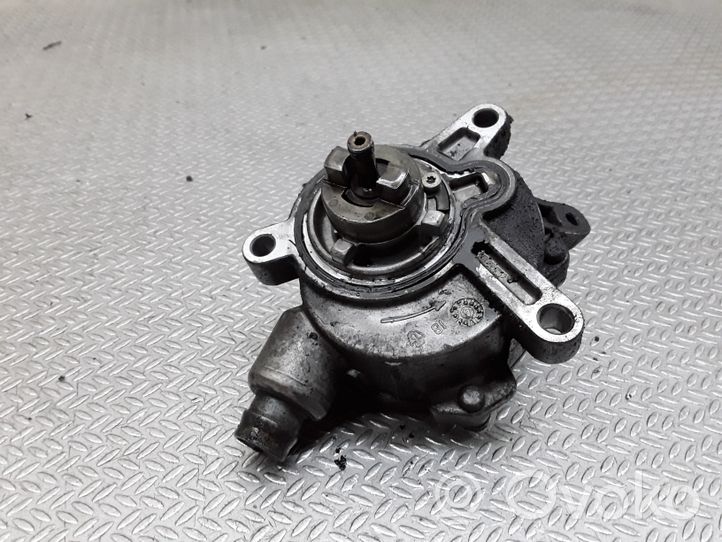 Volvo S60 Vacuum pump 08699237