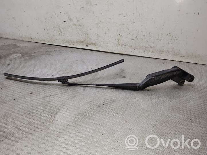 Mercedes-Benz S W220 Windshield/front glass wiper blade A2208200044