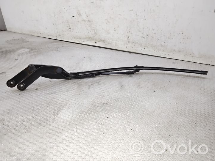 Mercedes-Benz S W220 Windshield/front glass wiper blade A2208200044