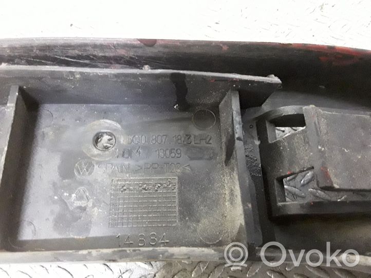 Volkswagen Polo Uchwyt / Mocowanie zderzaka przedniego 6Q0807183
