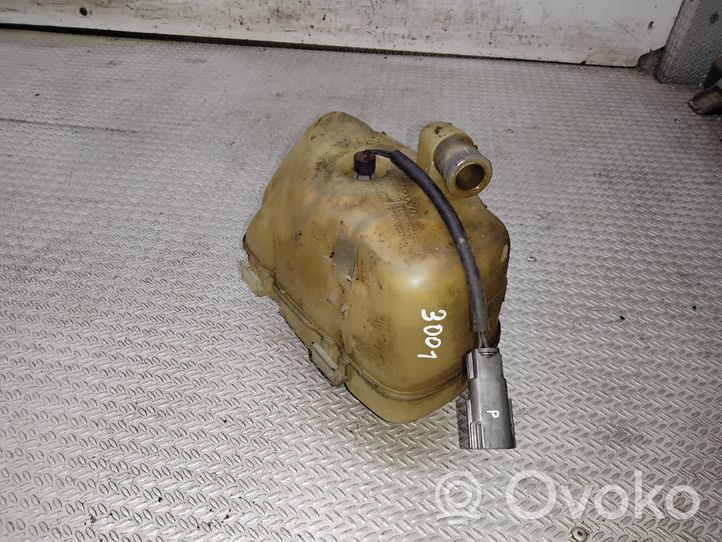 Volvo V70 Vase d'expansion / réservoir de liquide de refroidissement 8683455