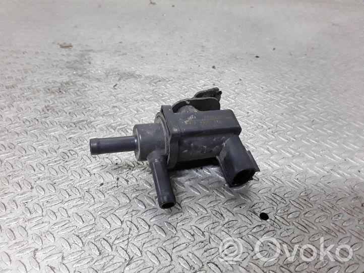 Toyota Prius (NHW20) Turboahtimen magneettiventtiili 9091012259