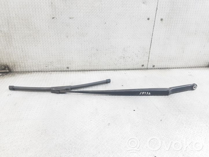 BMW 3 E46 Windshield/front glass wiper blade 