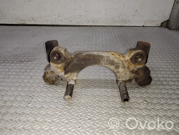 Volkswagen Golf V Plaquette / support d'étrier avant 