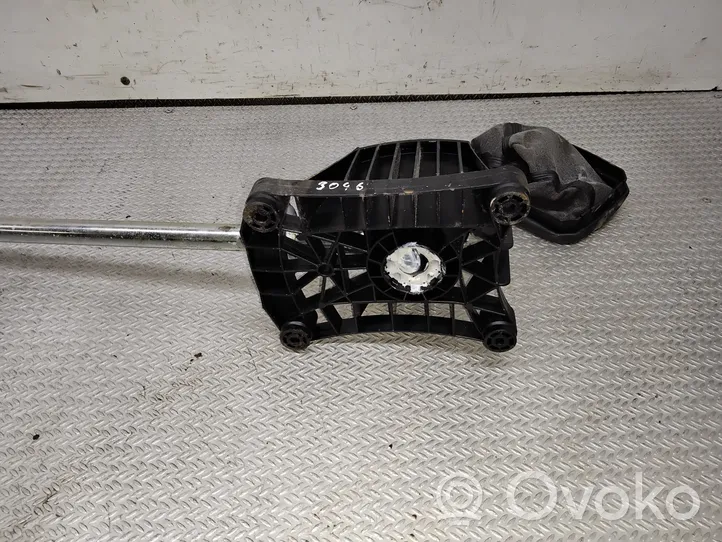 Opel Corsa C Lewarek zmiany biegów / górny 009021210