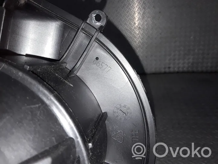 Volvo V70 Heater fan/blower 86577
