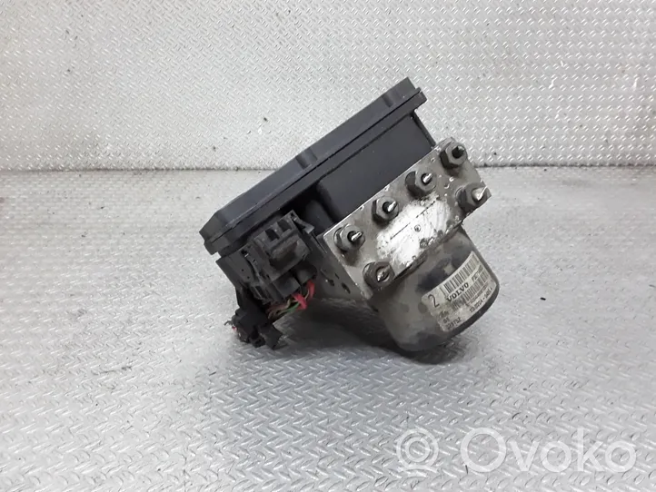 Volvo V70 ABS-pumppu 30714956