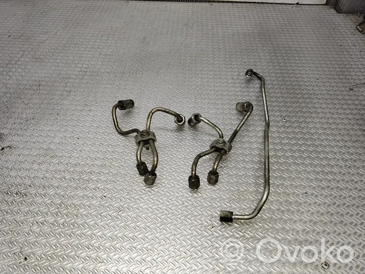 Toyota Avensis T250 Tuyau d'alimentation d'injecteur de carburant 