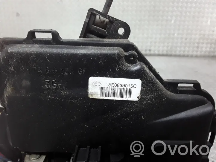 Audi A4 S4 B6 8E 8H Etuoven lukko 8E0839015C