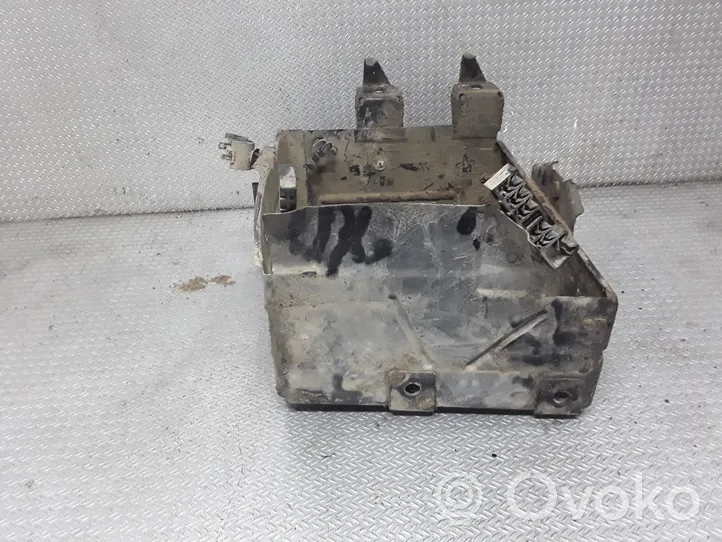 Opel Vivaro Battery tray 