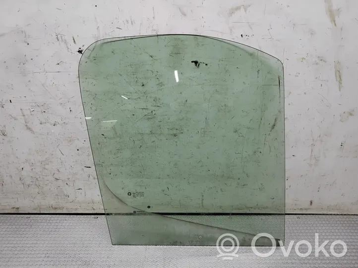 Opel Vivaro Pagrindinis priekinių durų stiklas (keturdurio) 